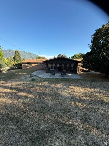 1075 E 300 N, Springville, UT 84663