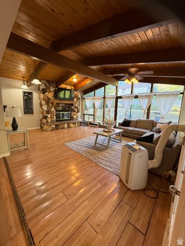 1075 E 300 N, Springville, UT 84663