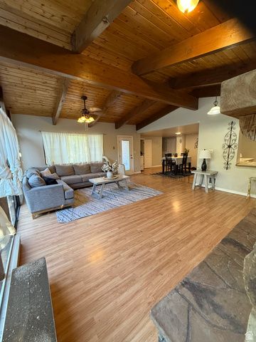 1075 E 300 N, Springville, UT 84663