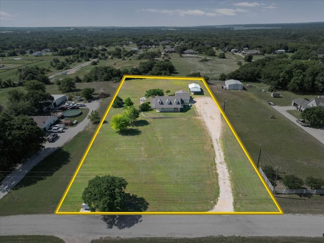 289 County Road 4655, Rhome, TX 76078