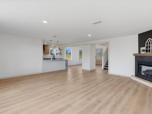 289 County Road 4655, Rhome, TX 76078