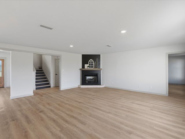 289 County Road 4655, Rhome, TX 76078