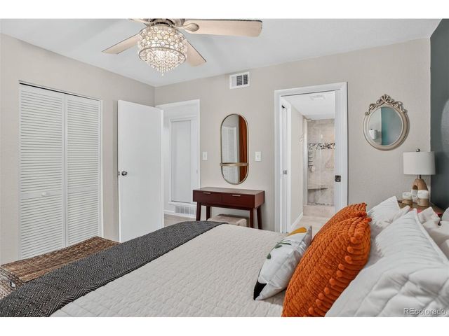 14934 E Hampden Cir D-3, Aurora, CO 80014