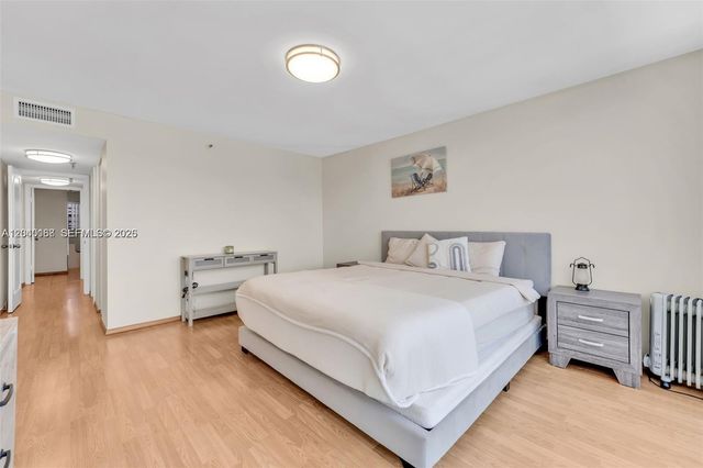 17900 N Bay Road 603, Sunny Isles Beach, FL 33160