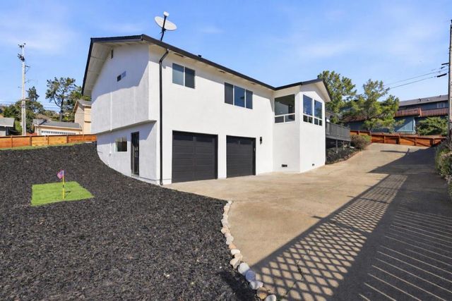 3395 Melendy Drive, San Carlos, CA 94070