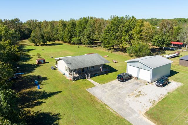667 Maple Bend Rd, Winchester, TN 37398