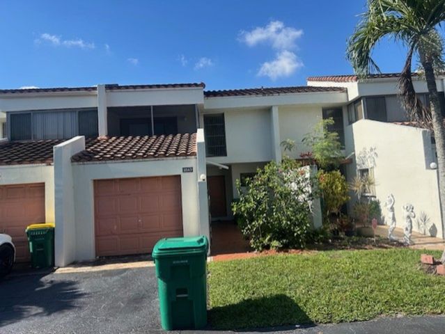 6563 Racquet Club Drive 124, Lauderhill, FL 33319