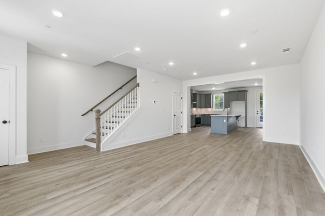 124 Nearwater Place, Hendersonville, TN 37075