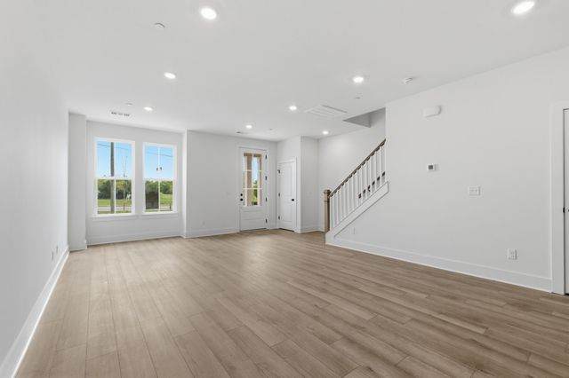 124 Nearwater Place, Hendersonville, TN 37075
