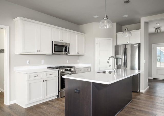 2019 Leopold Way, Sun Prairie, WI 53590