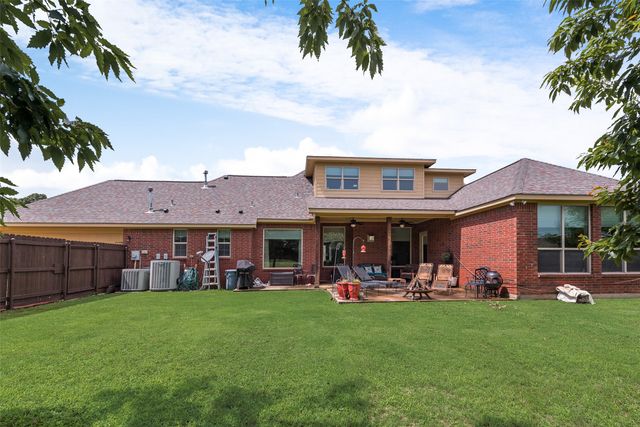 206 Hidden Meadow Circle, Midlothian, TX 76065