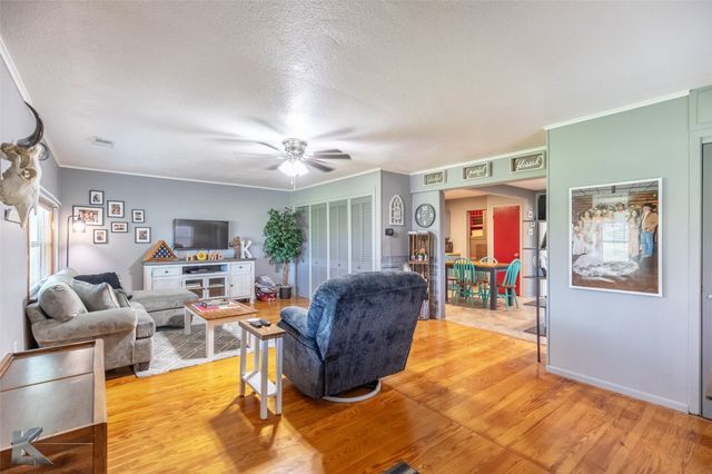301 Avenue A, Lawn, TX 79530