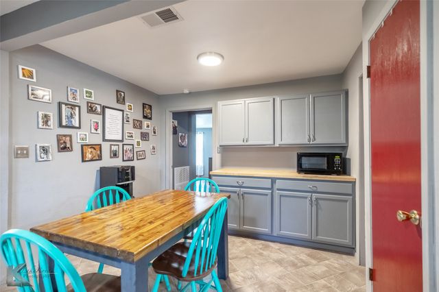 301 Avenue A, Lawn, TX 79530