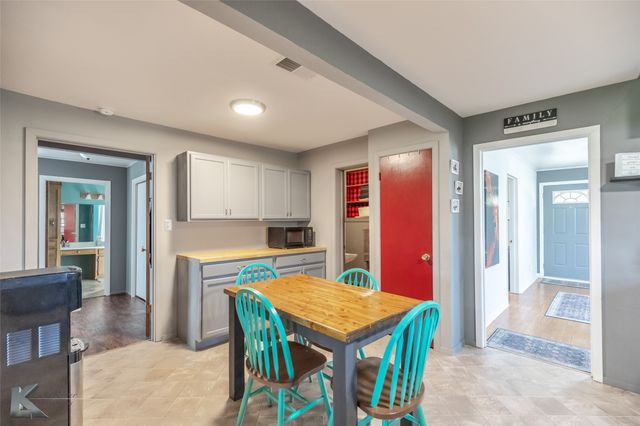 301 Avenue A, Lawn, TX 79530