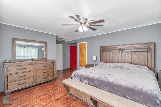 301 Avenue A, Lawn, TX 79530