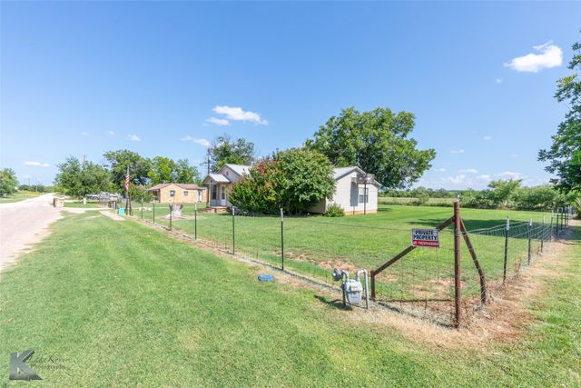 301 Avenue A, Lawn, TX 79530