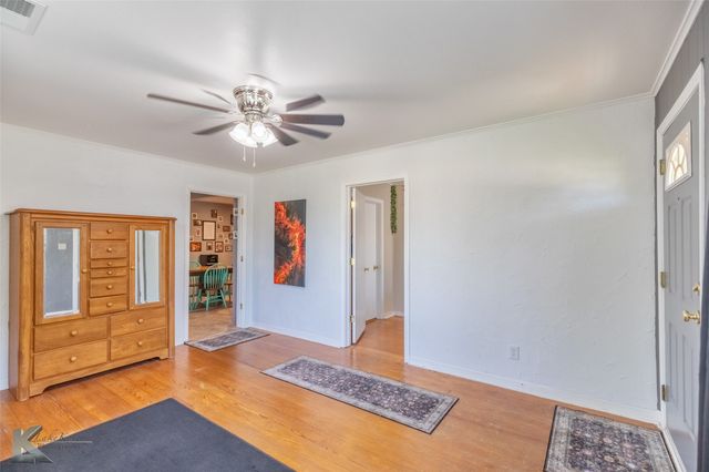 301 Avenue A, Lawn, TX 79530