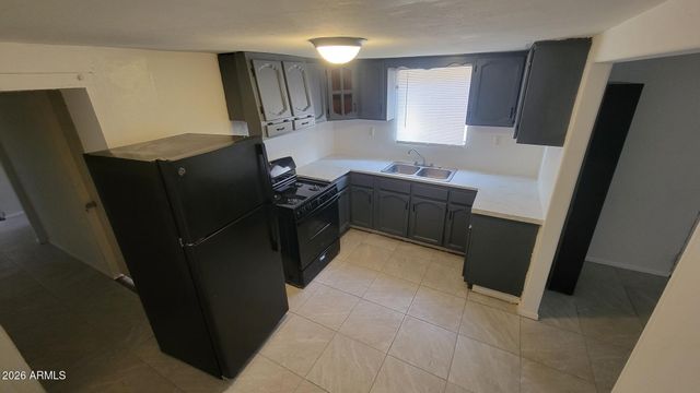 538 E E Avenue, Douglas, AZ 85607