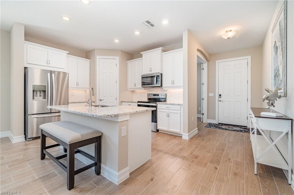 3860 Crosswater DR, NORTH FORT MYERS, FL 33917 — exterior