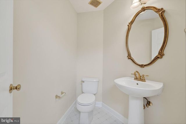 6652 DEBRA LU WAY, Springfield, VA 22150