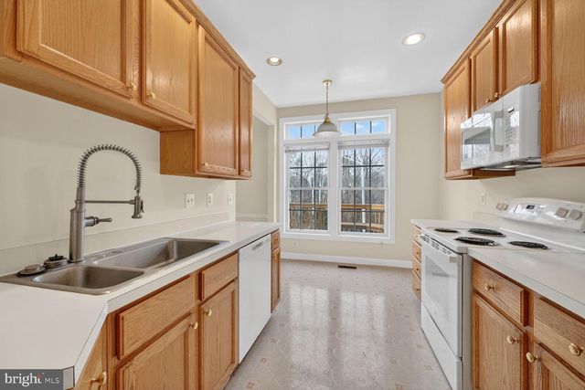 6652 DEBRA LU WAY, Springfield, VA 22150