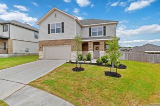 6839 alaskan, Converse, TX 78109