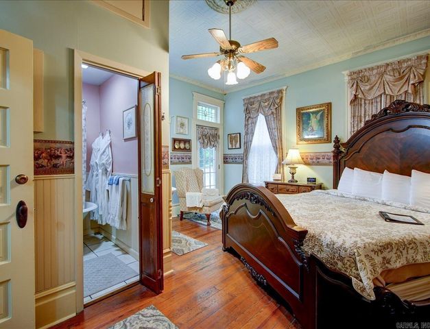 318 Quapaw Avenue, Hot Springs, AR 71901