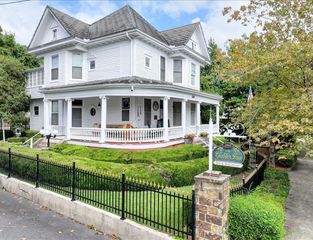 318 Quapaw Avenue, Hot Springs, AR 71901