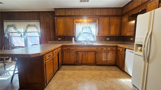 1321 Buttermilk Road, Russellville, AR 72802