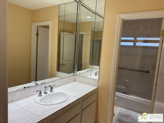 3504 Las Pampas Way, Palm Springs, CA 92264