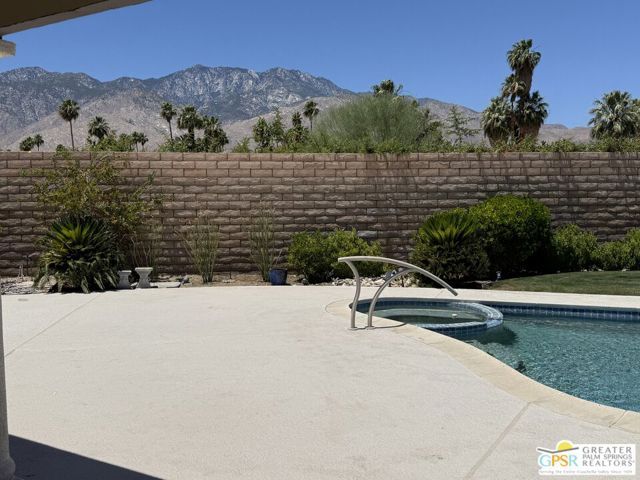 3504 Las Pampas Way, Palm Springs, CA 92264
