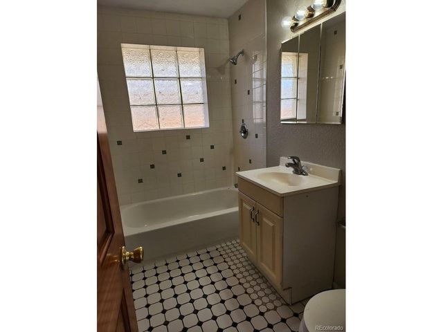 5455 E 36th Ave, Denver, CO 80207