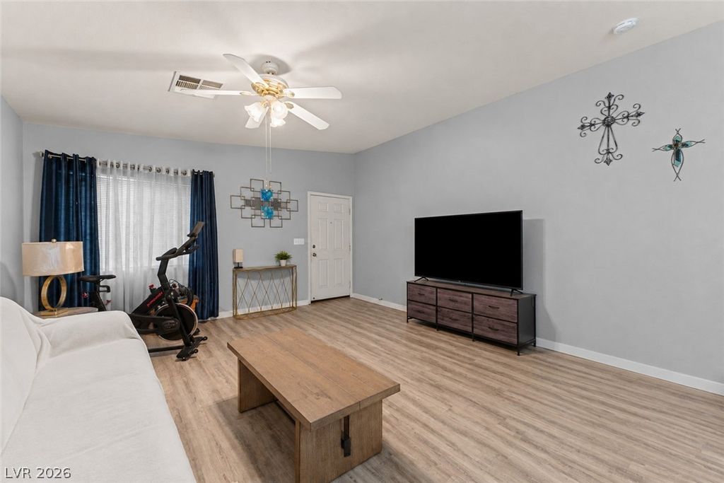 4997 Mascaro Drive, Las Vegas, NV 89122 — photo 4