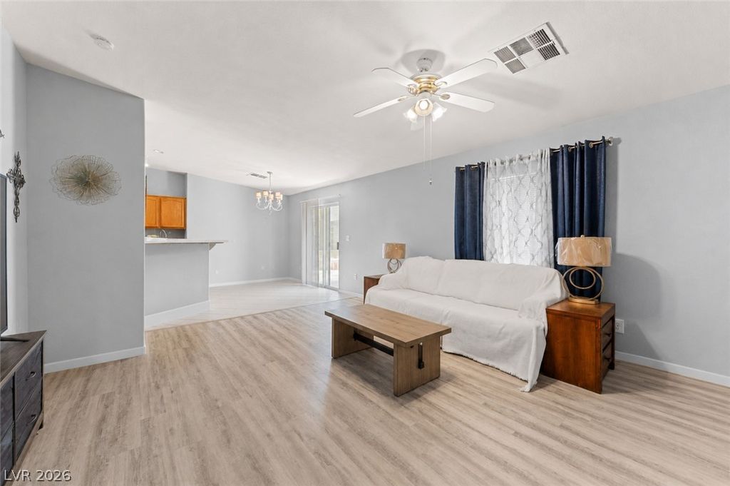 4997 Mascaro Drive, Las Vegas, NV 89122 — photo 5