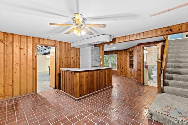 425 Linum Lane, Webster Groves, MO 63119