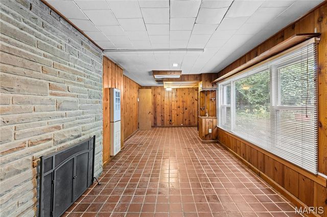 425 Linum Lane, Webster Groves, MO 63119
