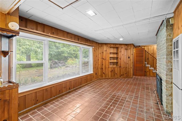 425 Linum Lane, Webster Groves, MO 63119