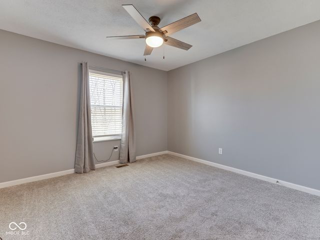 1269 Burr Oak Circle, Greenwood, IN 46143