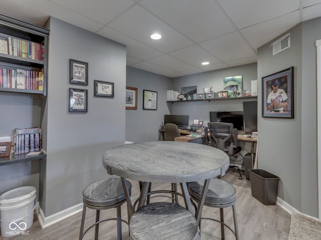 1269 Burr Oak Circle, Greenwood, IN 46143