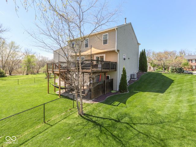 1269 Burr Oak Circle, Greenwood, IN 46143