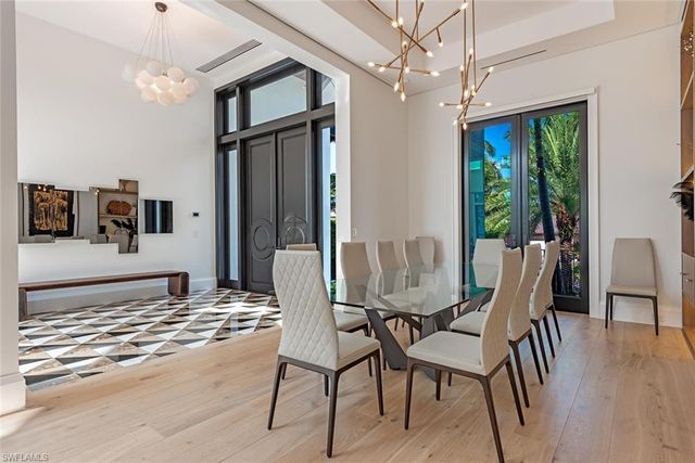 608 16th AVE S, Naples, FL 34102