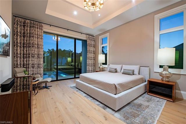 608 16th AVE S, Naples, FL 34102