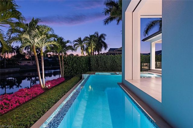 608 16th AVE S, Naples, FL 34102