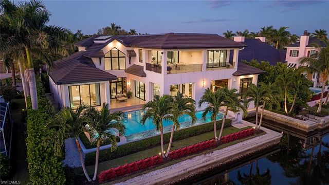 608 16th AVE S, Naples, FL 34102