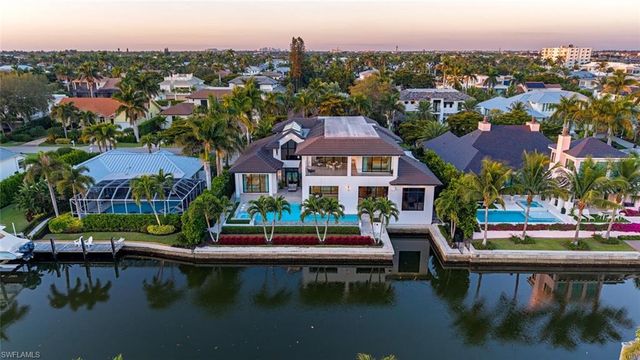 608 16th AVE S, Naples, FL 34102