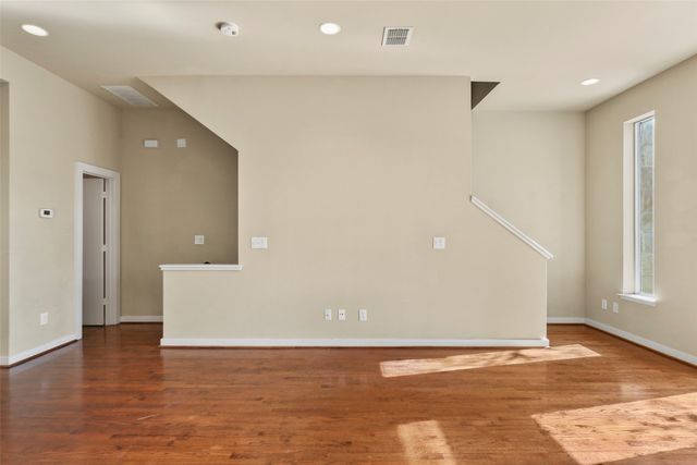 3800 Holland Avenue 4, Dallas, TX 75219
