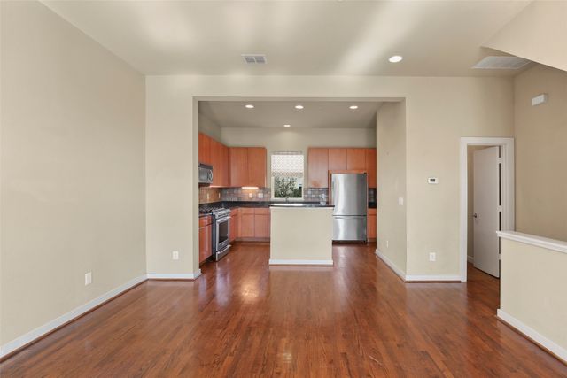 3800 Holland Avenue 4, Dallas, TX 75219