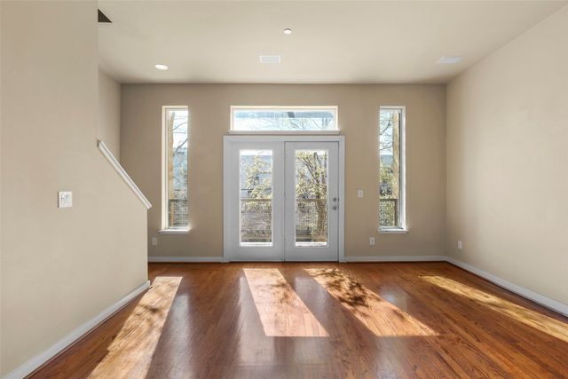 3800 Holland Avenue 4, Dallas, TX 75219