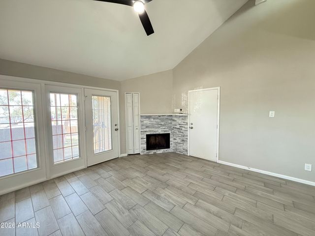 4901 S Calle Los Cerros Drive 206, Tempe, AZ 85282