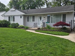 1671 Greenway Boulevard, Valley Stream, NY 11580